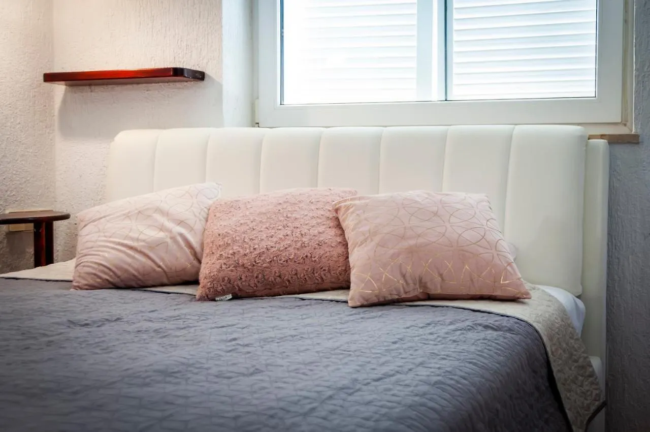 Guesthouse Ava Rovinj Apartmán