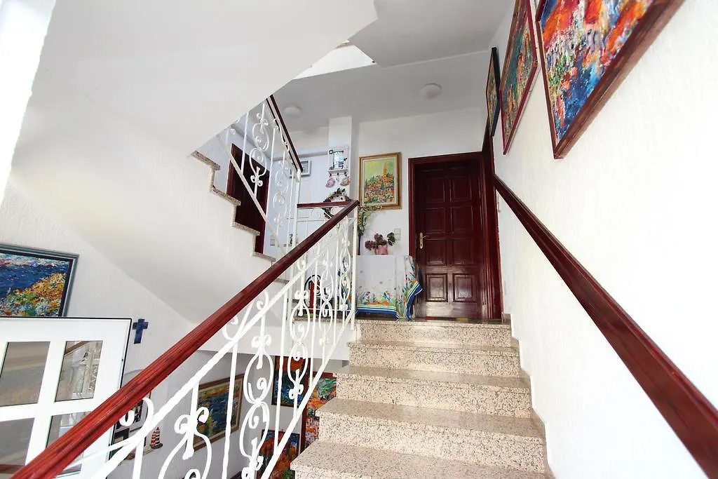 Guesthouse Ava Rovinj 0*,